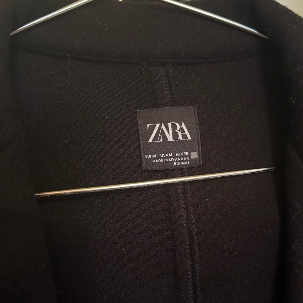 Zara Lapel Coat- Black Medium - Picture 2 of 7